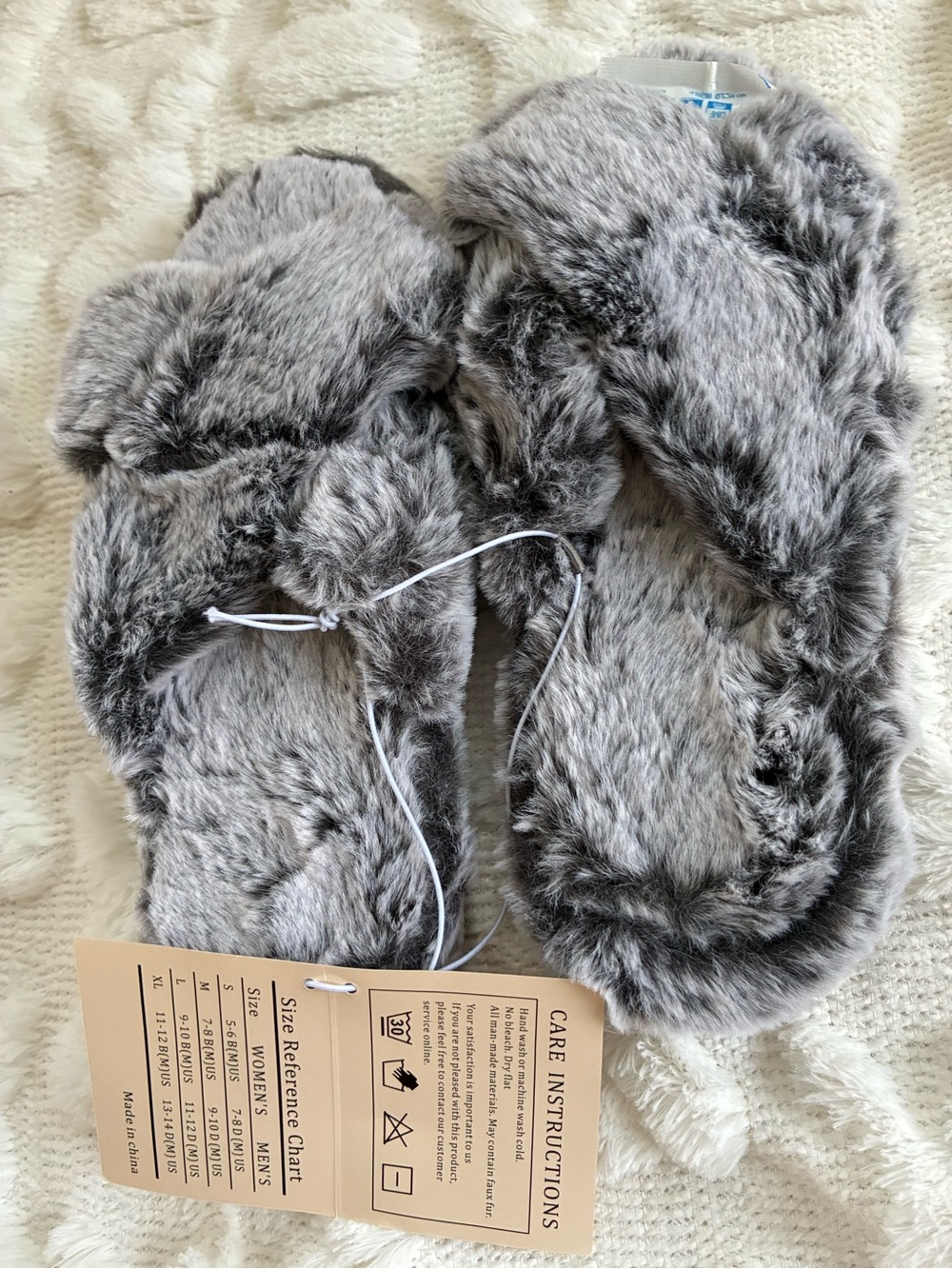Women’s Faux Fur Grey Slip-On Slippers 5-6